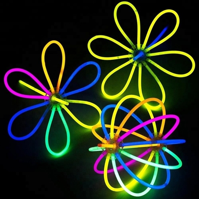Lanterne lumineuse multicolore pour les fêtes et les festivals