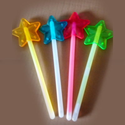 2022 Bâtons d'étoiles lumineuses non inflammables en couleurs variées pour les occasions de bar.