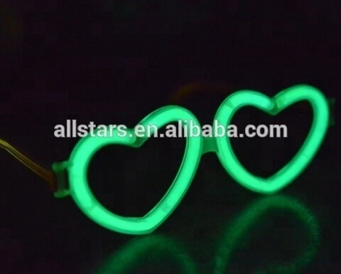 Événement Fête fournitures de fête Non inflammable 8 pouces Glow Stick Boucle de cœur lunettes